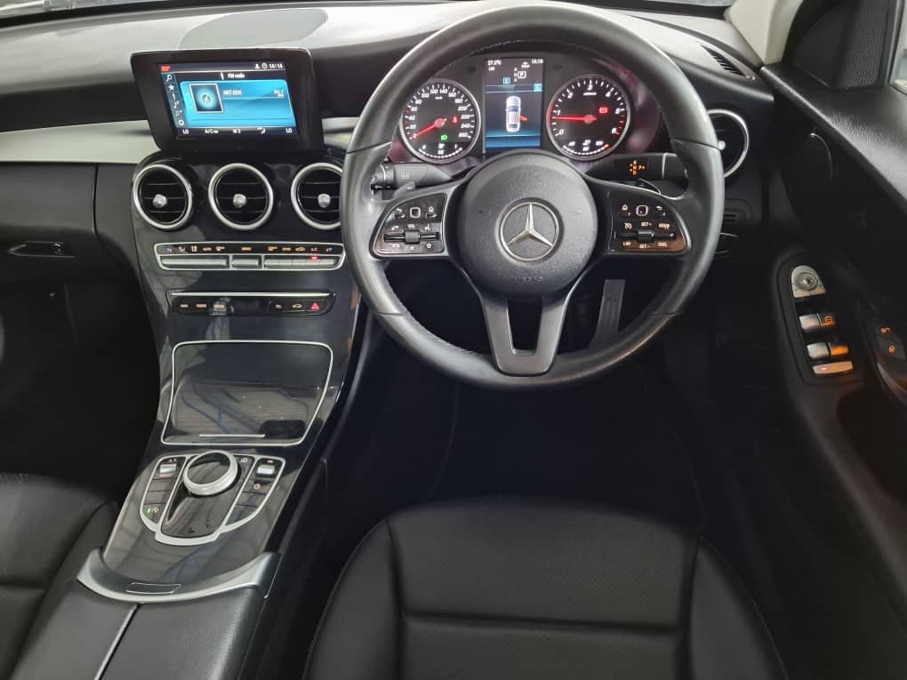 Mercedes Benz C220 DIESEL AUTO - Image 9