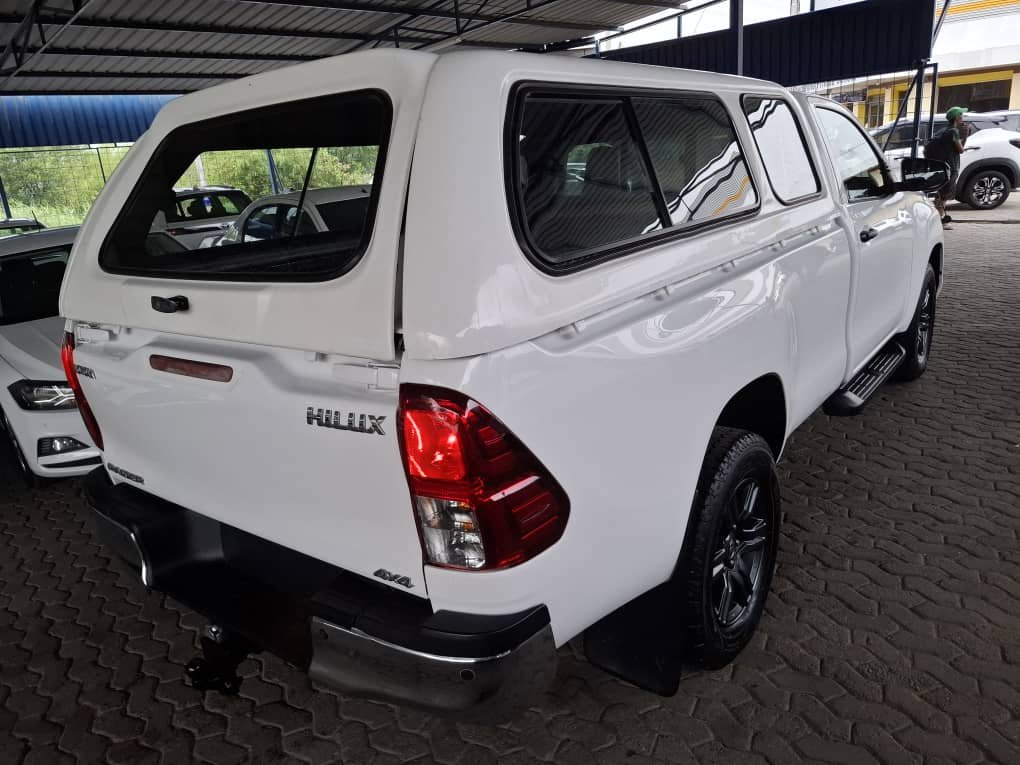 Toyota HILUX 2.4 GD6 RAIDER 4X4 LWB S/CAB - Image 8