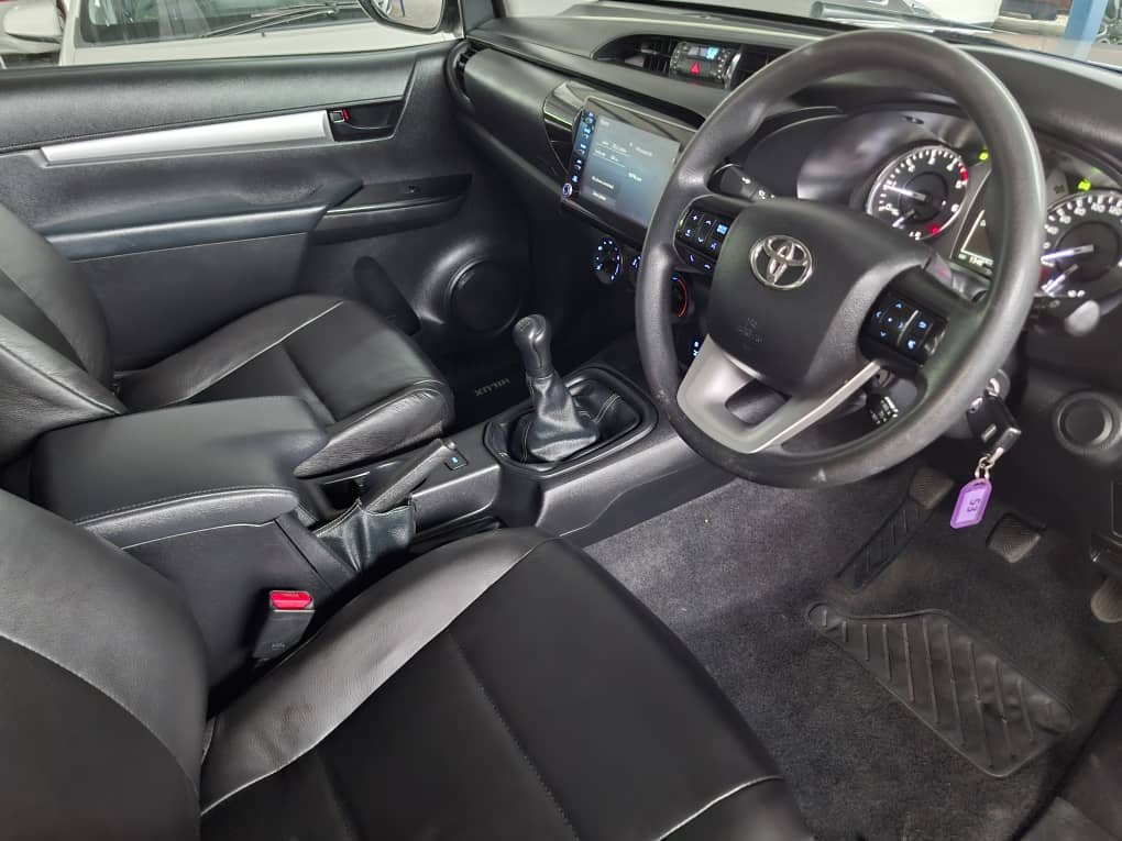 Toyota HILUX 2.4 GD6 RAIDER 4X4 LWB S/CAB - Image 10