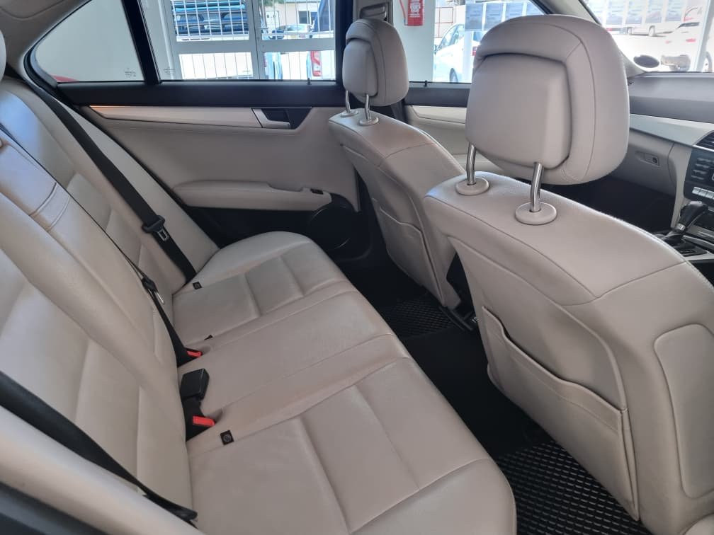Mercedes Benz C250 CDI AVANTGARDE - Image 14