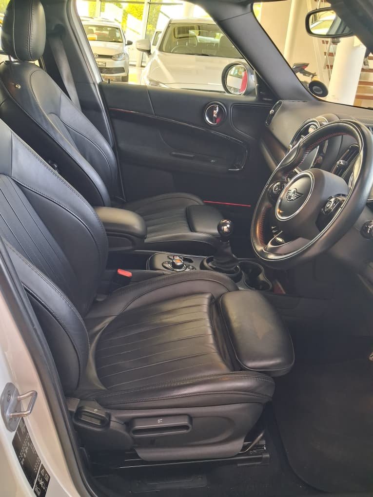 Mini Cooper Countryman JCW ALL4 Manual 170Kw - Image 7