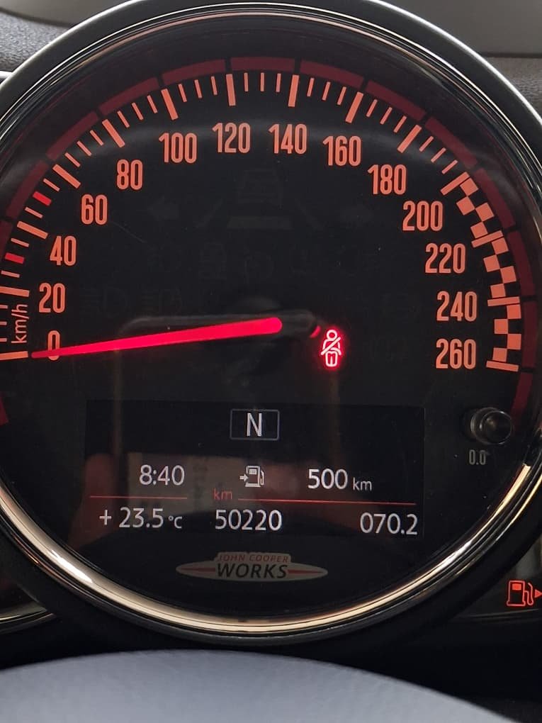 Mini Cooper Countryman JCW ALL4 Manual 170Kw - Image 8