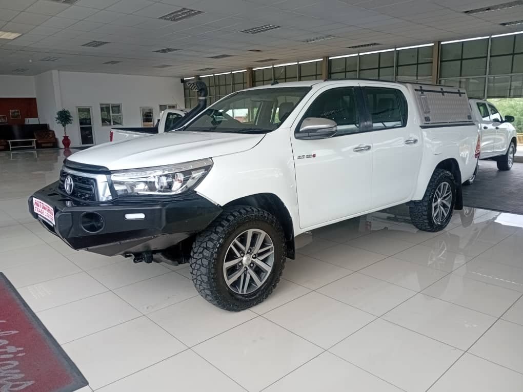 Toyota Hilux 2.8GD6 D/c A/T 4x4. - Image 4