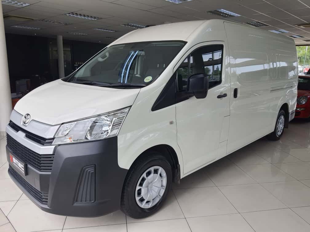 2024 Toyota 2.8 SLWB F/C P/V