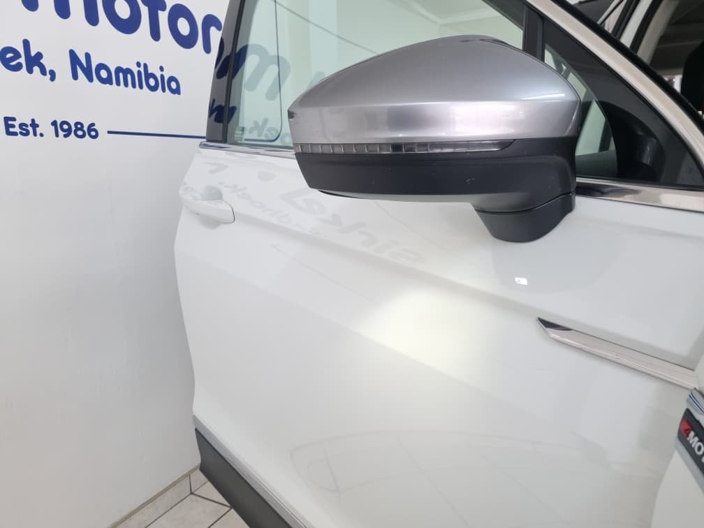 Volkswagen Tiguan 2.0 TSI 4Motion DSG - Image 10