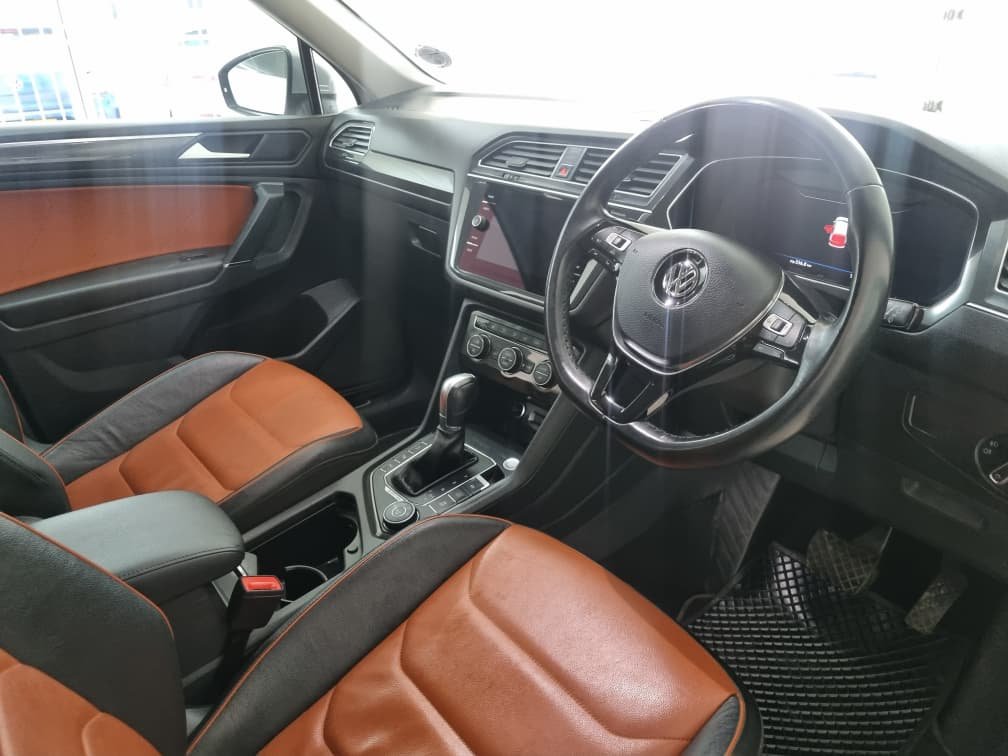 Volkswagen Tiguan 2.0 TSI 4Motion DSG - Image 13