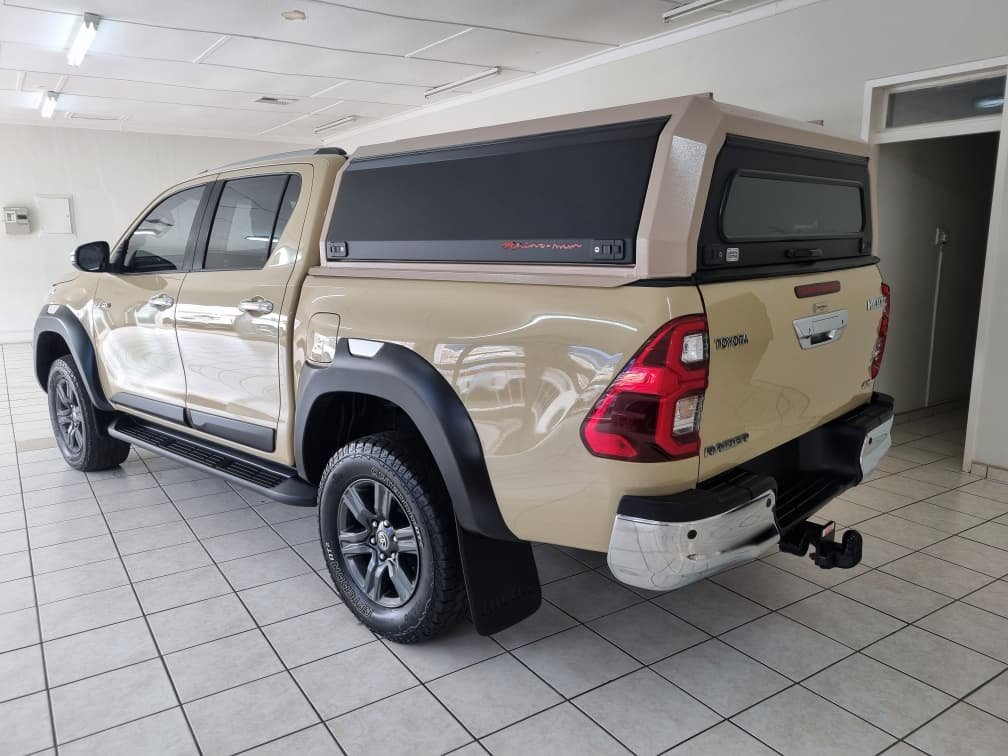 Toyota Hilux Raider 2.8 GD-6 D/C A/T P/U 4x4 - Image 5