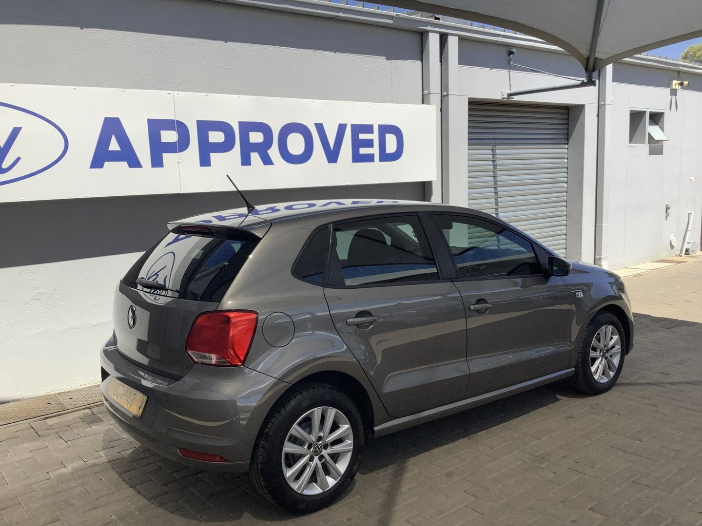 Volkswagen POLO VIVO 1.4 C/LINE - Image 5