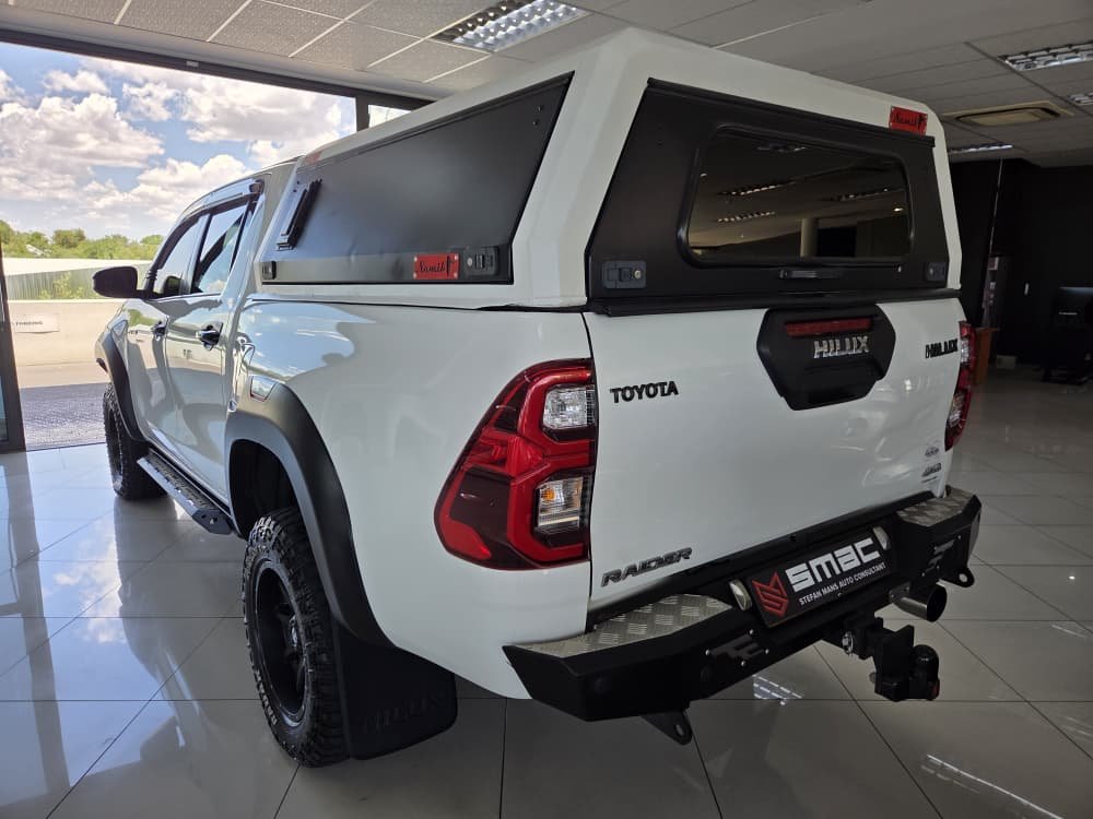 Toyota Hilux Raider 2.8 GD 6 AT 4x4 D/Cab - Image 5