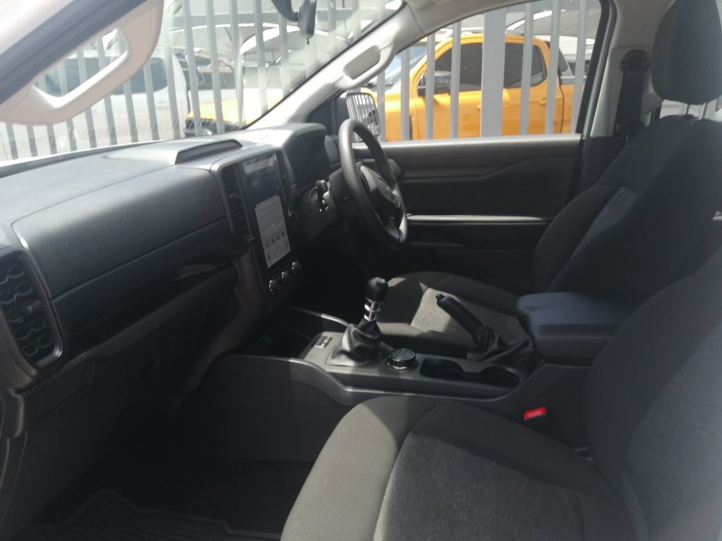 Ford RANGER XL 4X4 D/C - Image 5