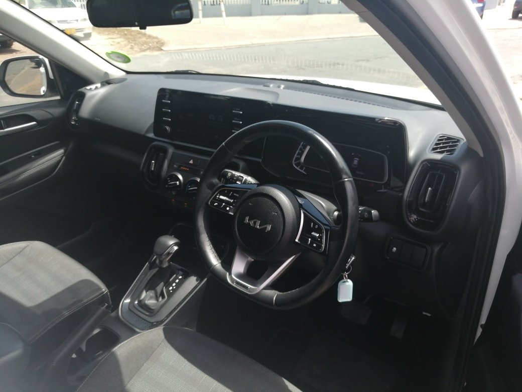 KIA SONET 1.5 EX CVT - Image 5