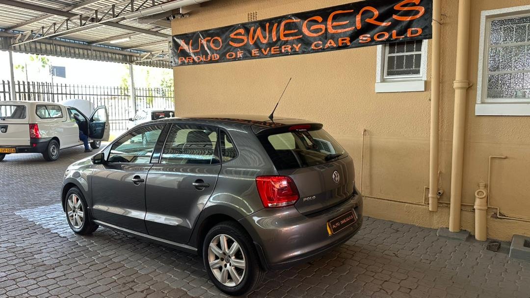 Volkswagen Polo 1.6 Comfortline H/B - Image 6
