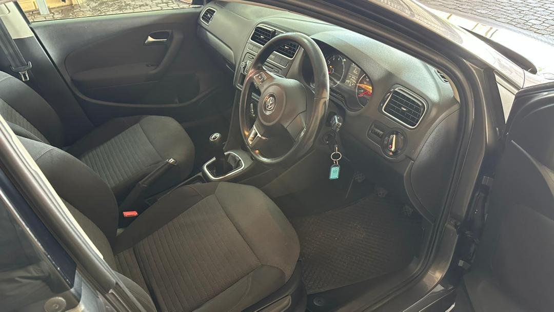 Volkswagen Polo 1.6 Comfortline H/B - Image 11