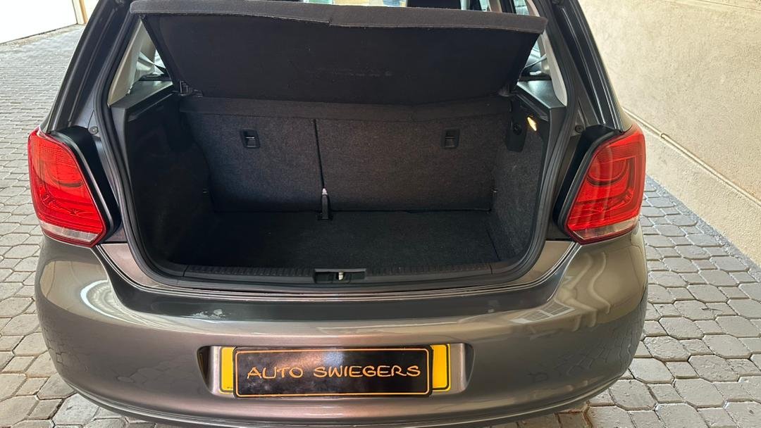 Volkswagen Polo 1.6 Comfortline H/B - Image 13