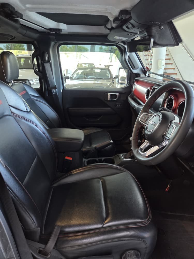 Jeep Wrangler Unlimited 3.6 Rubicon V6 - Image 7