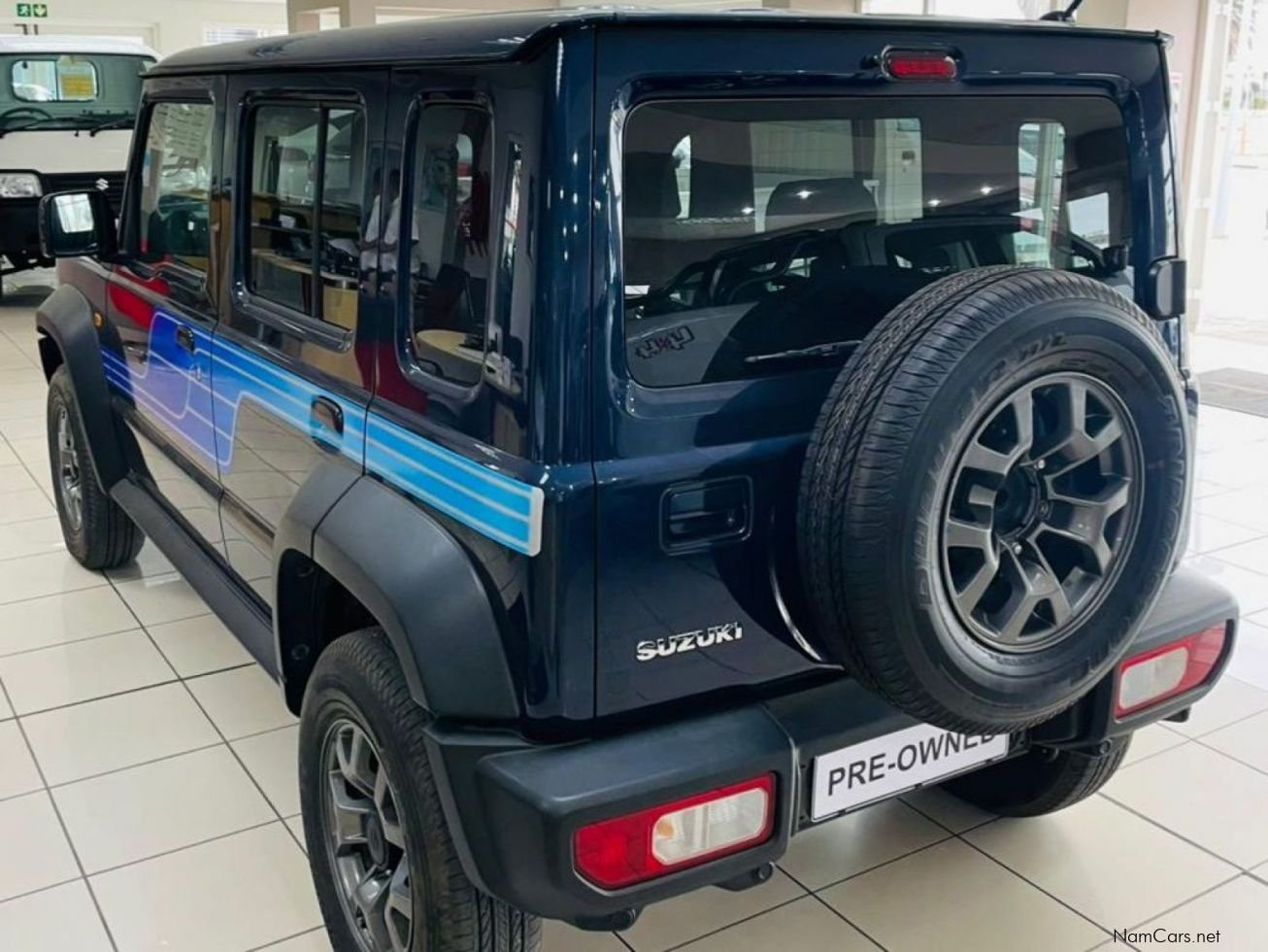 Suzuki Jimny 1.5 GLX A/T 5 DOOR - Image 5